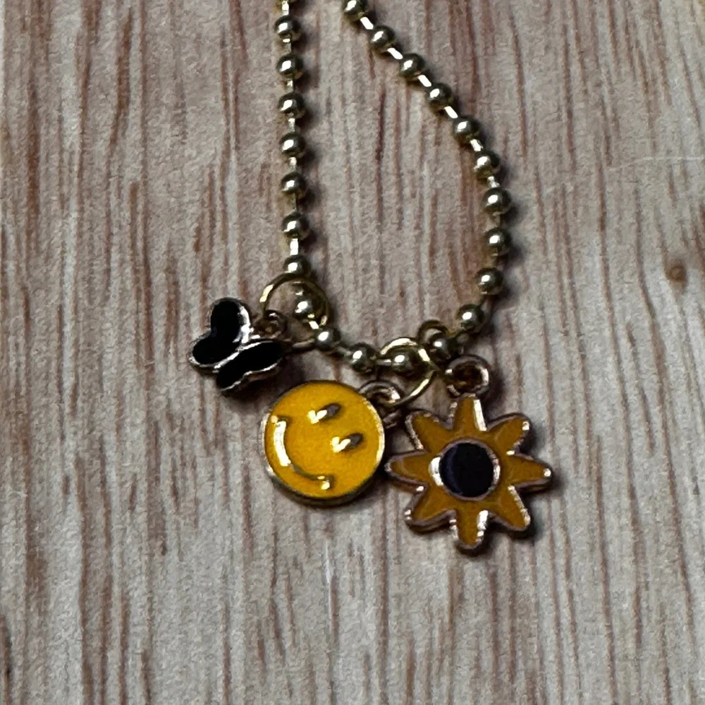 Kids Gold Tone Ball Chain Necklace Smiley Face Sunflower Butterfly Charms 17in